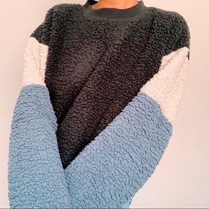 Fall Winter Fluffy Color Block Crew Neck Sherpa Sweater Top in Blue, White (S)